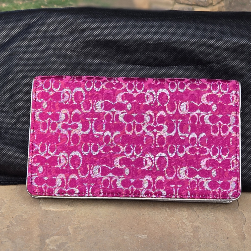 Coach Pink and Silver Vintage 2009 Wallet With Shoulder Strap - Picture 2 of 12